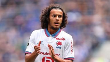 Ayyoub Bouaddi in action for Lille
