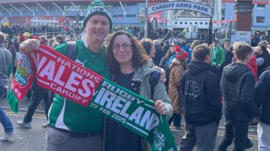 Paddy gyda'i wraig Daniela