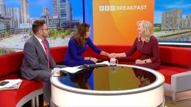 Carol Kirkwood sat on BBC Breakfast sofa with presenters