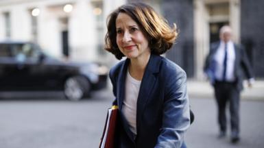 Liz Kendall with a folder outside Downing Street.