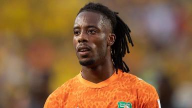 Elye Wahi playing for the Ivory Coast
