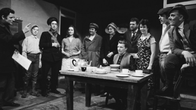 Perfformiad o Gwalia Bach gan Wil Sam yn Theatr Fach, Llangefni, 1972