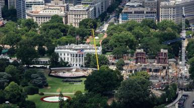 The White House helipad and new ballroom extension under construction in Washington DC on 5 August 2026