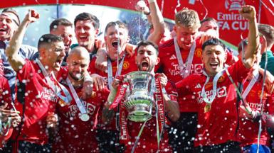 Manchester United celebrate winning the 2024 FA Cup