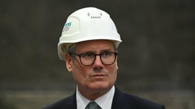 Keir Starmer in a hard hat