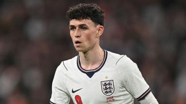 Phil Foden playing for England against Japan