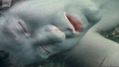 Dafydd Iwan yn y ffilm Gwaed ar y Sêr