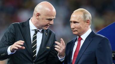 Fifa president Gianni Infantino and Russia president Vladimir Putin