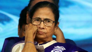 West Bengal Chief Minister Mamata Banerjee along Intellectuals, Students,Journalist,Government Administrate officers and Public's took part in Save Water Save Life Campaign from Jorasakho to Mayo Road Mahatma Gandhi Statue on July 12,2019 in Kolkata,India. (Photo by Debajyoti Chakraborty/NurPhoto via Getty Images)