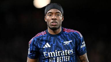 Noni Madueke on the pitch during Arsenal v Leeds