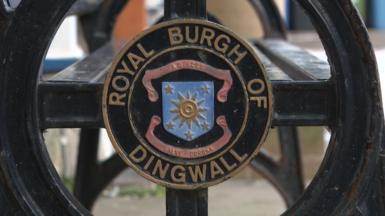 Suaicheantas Inbhir Pheofharain