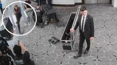 Footage from Saturday’s White House correspondents’ dinner