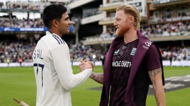 Ben Stokes and Shubman Gill shake hands