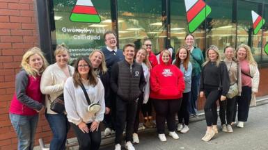 Myfyrwyr yng ngwersyll yr Urdd