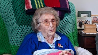 Anneira Davies