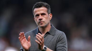 Marco Silva claps Fulham fans