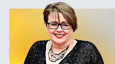 Image of Tanni Grey-Thompson with a yellow background