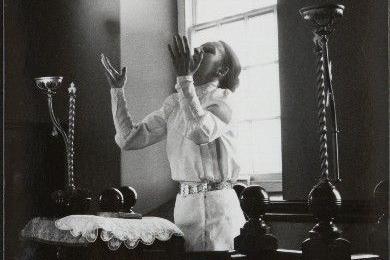 Lis Hughes-Jones yn portreadu Ann