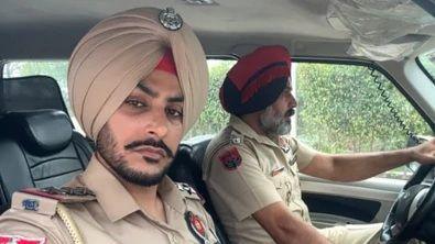 A photo of Rajvir Jawanda in police uniform.