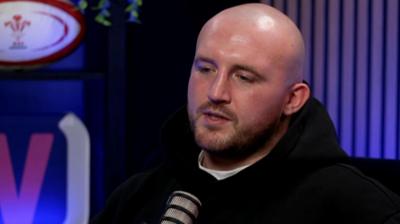 Dillon Lewis talks on Scrum V The Warm Up