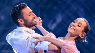 Giovanni Pernice and Rose Ayling-Ellis dancing