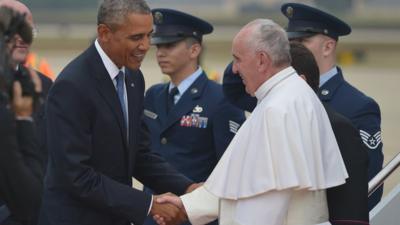 US President Barack Obama welcomes Pope Francis