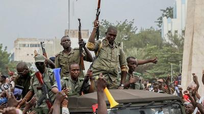 Malian soldiers