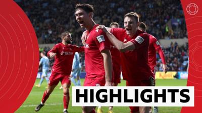 Wrexham celebrating 4-3 win