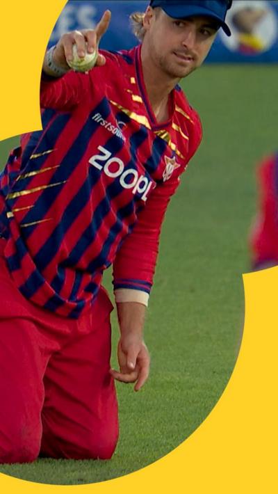 Leus du Plooy after taking a catch