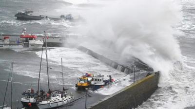 Stonehaven Harbour hit by large waves