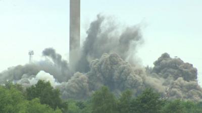 Demolition of boiler house at Didcot power station