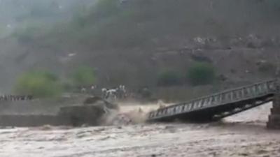 Collapsed bridge