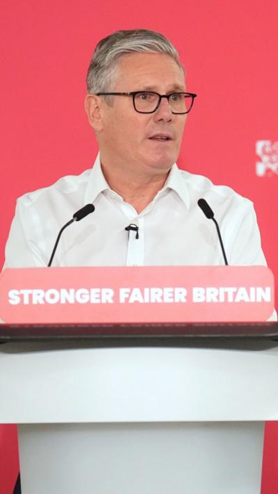 Keir Starmer giving a speech 