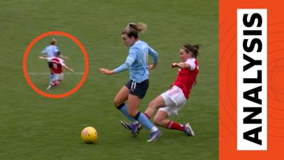 Mariona Caldentey and Lauren Hemp