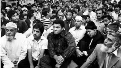 Muhammad Ali at Birmingham Central Mosque in 1983