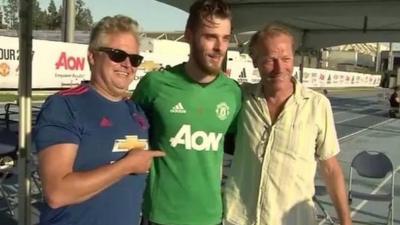 Conleth Hill and Iain Glen with David De Gea