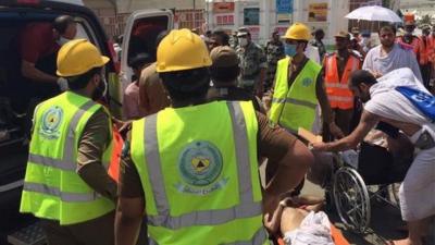 Rescue workers at scene of Haj stampede