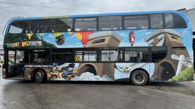 Upfest Bus