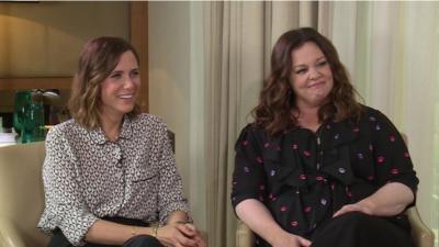 Kristen Wiig and Melissa McCarthy