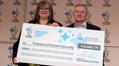 Frances and Patrick Connolly and their winning cheque