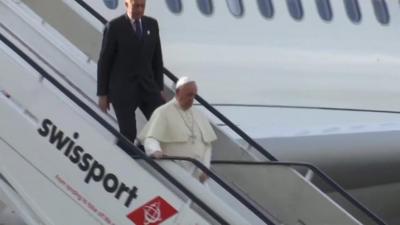 Pope Francis arriving in Kenya