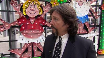 Laurence Llewelyn-Bowen