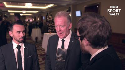 Elis James (R) with Alan Curtis (M) and Leon Britton (L)