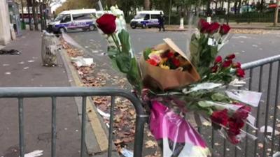 Flowers in Paris, 14 November 2015