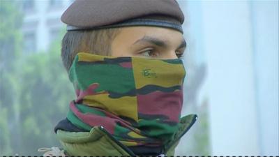 Belgian troops patrol streets in Brussels