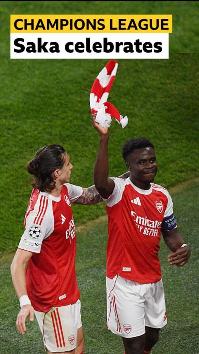 Bukao Saka waving scarf