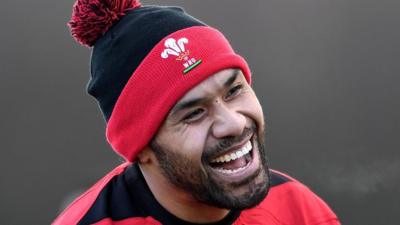 Willis Halaholo