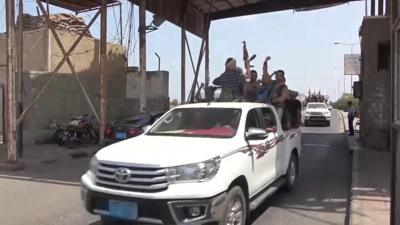 Yemen's houthi rebels in trucks