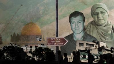 Faces, Jerusalem scene, City of David sign