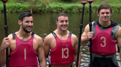 Ulster Rugby players try paddle boarding